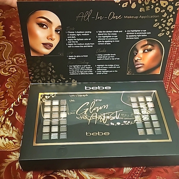 NWT Bebe Cosmetic Set, 141 Pc, comes with mirror - Picture 3 of 4